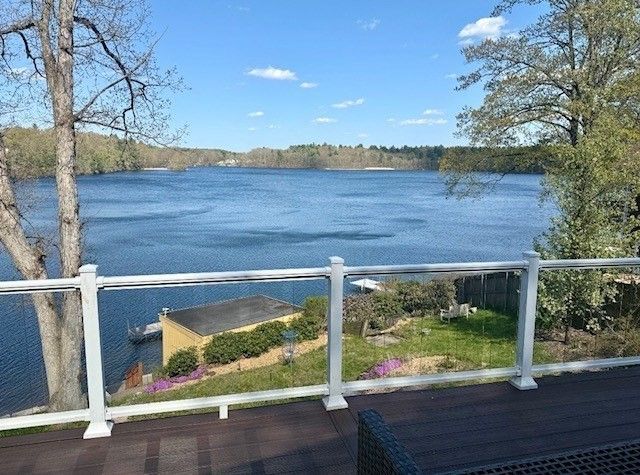 21 Carrier Lane, Sutton, MA 01590