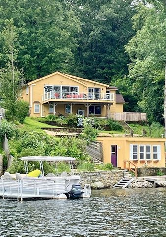 21 Carrier Lane, Sutton, MA 01590