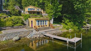 21 Carrier Lane, Sutton, MA 01590