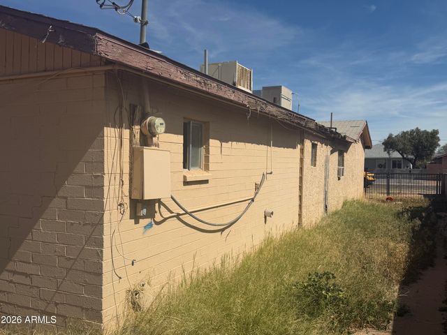 221 N ROOSEVELT Avenue, Casa Grande, AZ 85122