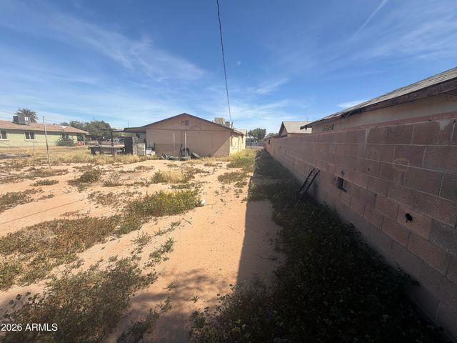 221 N ROOSEVELT Avenue, Casa Grande, AZ 85122