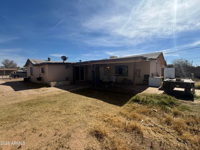 221 N ROOSEVELT Avenue, Casa Grande, AZ 85122