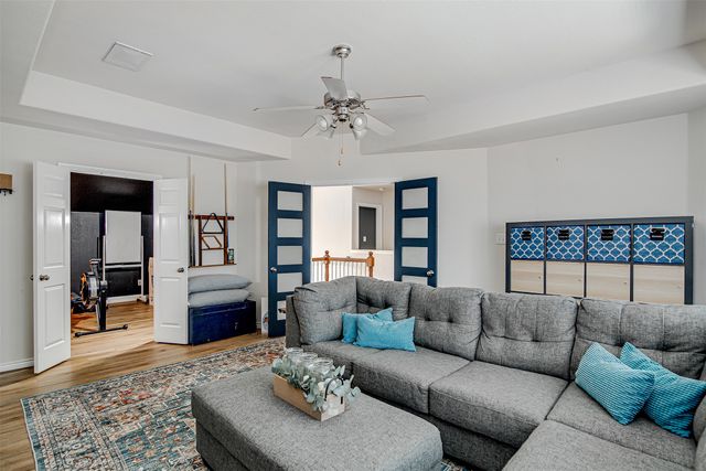 516 Winterwood Drive, Kennedale, TX 76060