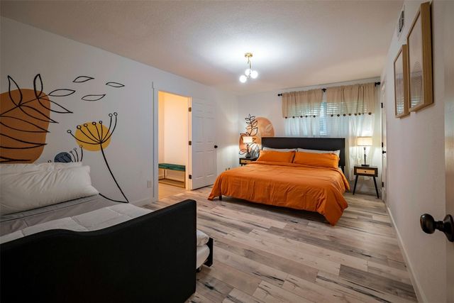 5918 Lattimer Drive, Houston, TX 77035