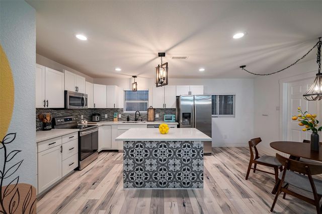 5918 Lattimer Drive, Houston, TX 77035