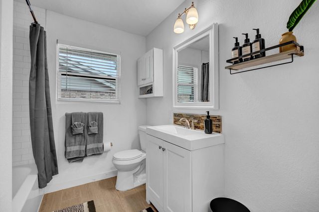 5918 Lattimer Drive, Houston, TX 77035