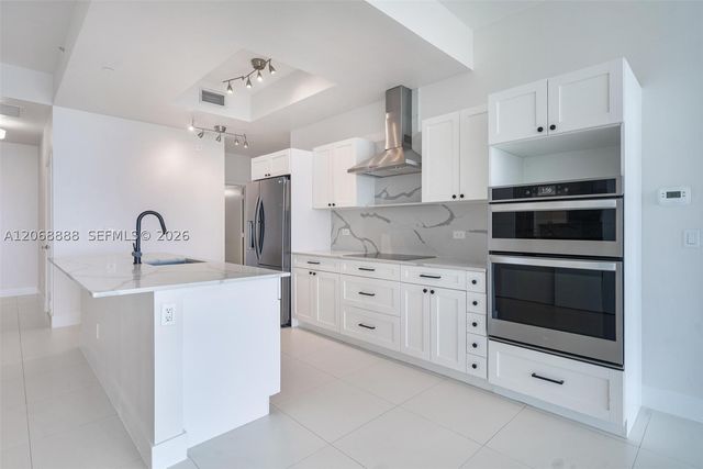 888 Biscayne Blvd 4804, Miami, FL 33132