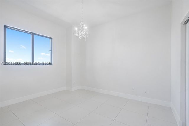 888 Biscayne Blvd 4804, Miami, FL 33132