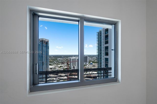888 Biscayne Blvd 4804, Miami, FL 33132