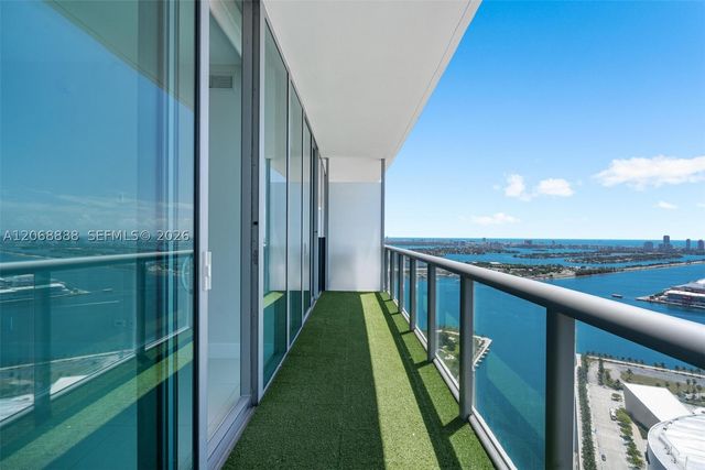 888 Biscayne Blvd 4804, Miami, FL 33132