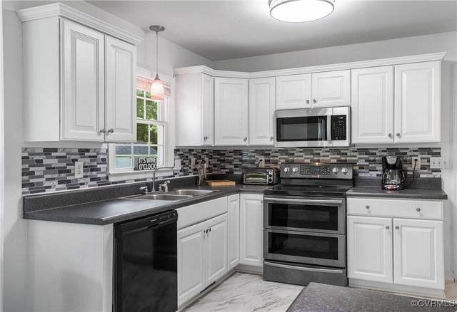 11300 McCauliff Ct, North Chesterfield, VA 23236