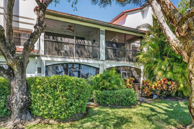 301 SW 158th Terrace 204, Pembroke Pines, FL 33027