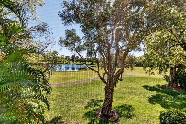 301 SW 158th Terrace 204, Pembroke Pines, FL 33027