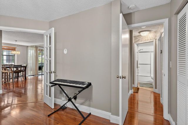 301 SW 158th Terrace 204, Pembroke Pines, FL 33027