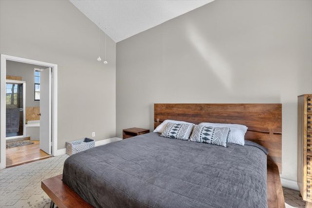 301 SW 158th Terrace 204, Pembroke Pines, FL 33027