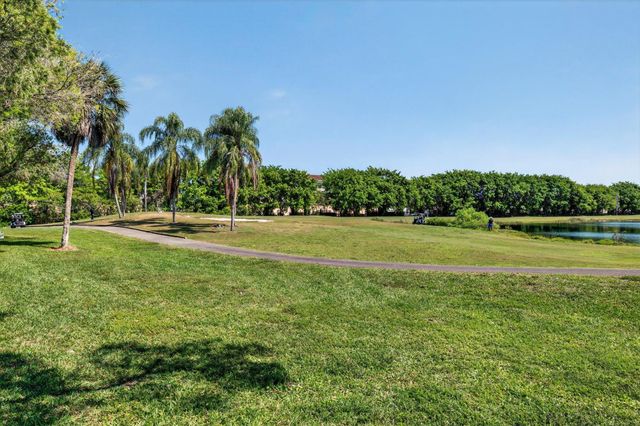 301 SW 158th Terrace 204, Pembroke Pines, FL 33027