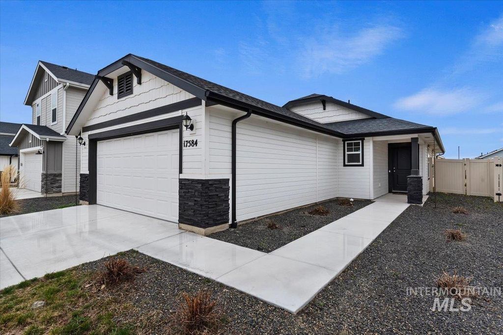 17584 Barefoot Ridge Way, Nampa, ID 83687