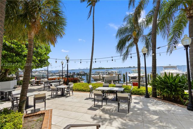 1000 Quayside Ter TS-05, Miami, FL 33138