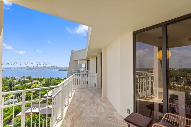1000 Quayside Ter TS-05, Miami, FL 33138