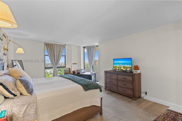 1000 Quayside Ter TS-05, Miami, FL 33138