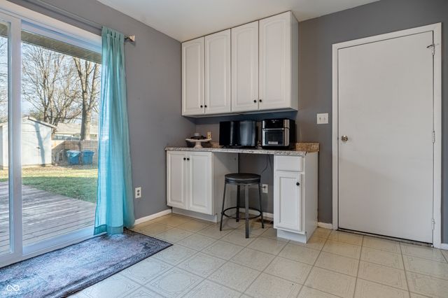 6108 Ipswich Court, Indianapolis, IN 46254