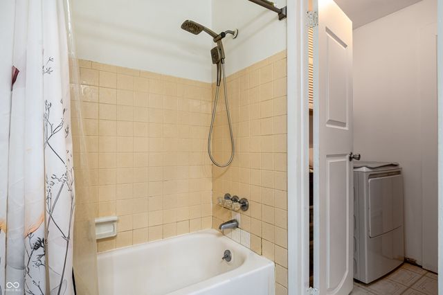 6108 Ipswich Court, Indianapolis, IN 46254