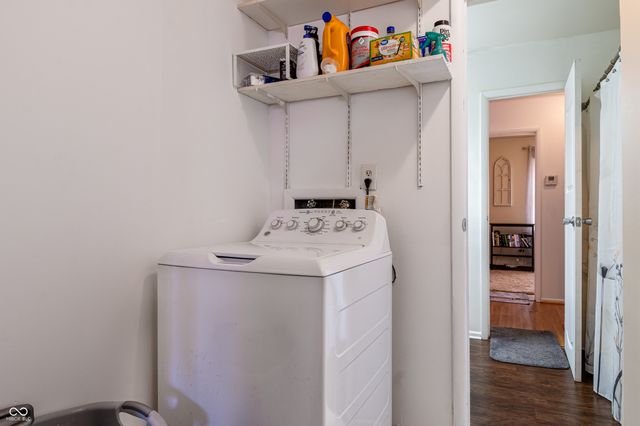 6108 Ipswich Court, Indianapolis, IN 46254