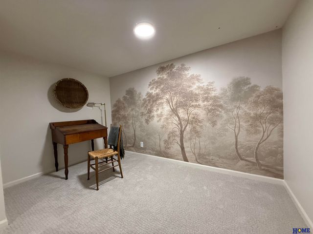 2100 Heritage Pines Court, Lincoln, NE 68506