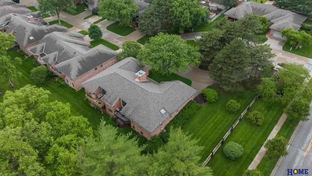 2100 Heritage Pines Court, Lincoln, NE 68506
