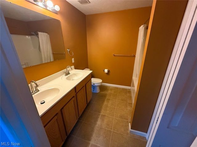 5193 Frederick Street, Barberton, OH 44203