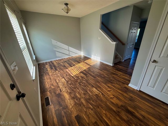 5193 Frederick Street, Barberton, OH 44203