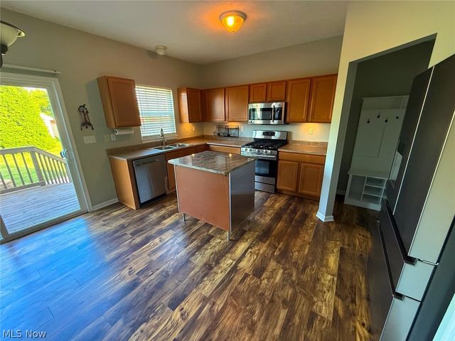 5193 Frederick Street, Barberton, OH 44203