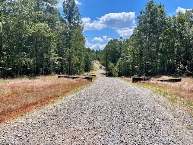 393 Harmony Gates Drive, Commerce, GA 30530