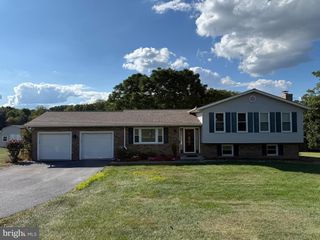 1734 BLOOM RD, Westminster, MD 21157