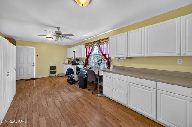 1339 Jim Fain Rd, Sevierville, TN 37876
