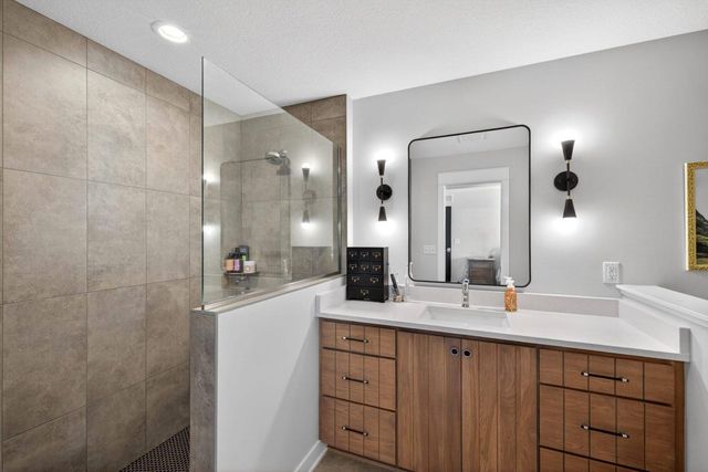 3228 Allison Lane NE, Rochester, MN 55906