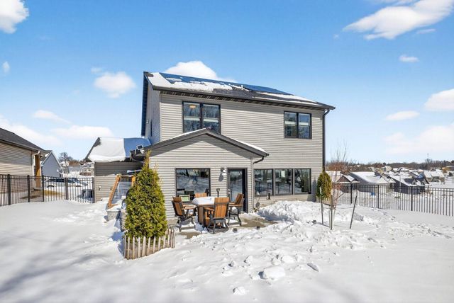 3228 Allison Lane NE, Rochester, MN 55906