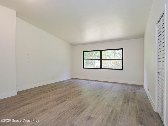 734 5th Place SW, Vero Beach, FL 32962