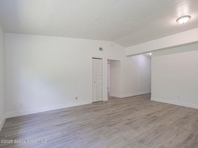 734 5th Place SW, Vero Beach, FL 32962