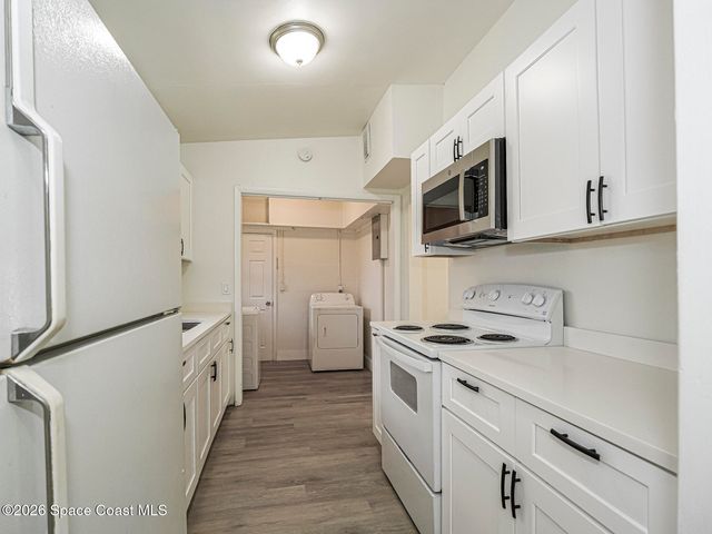 734 5th Place SW, Vero Beach, FL 32962