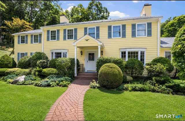 90 Sage Road, Woodbury, CT 06798