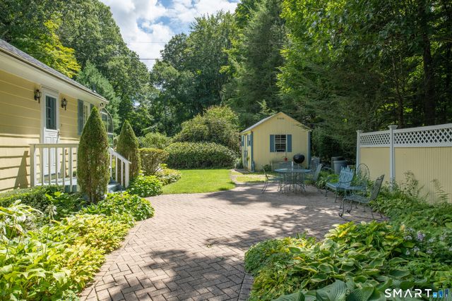 90 Sage Road, Woodbury, CT 06798