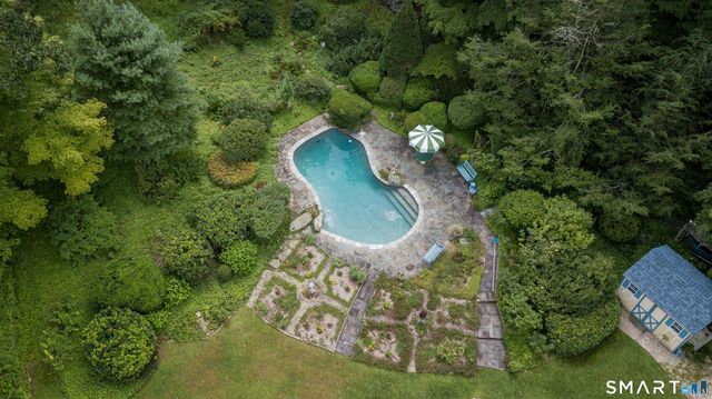 90 Sage Road, Woodbury, CT 06798