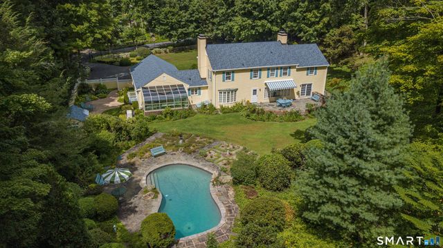 90 Sage Road, Woodbury, CT 06798