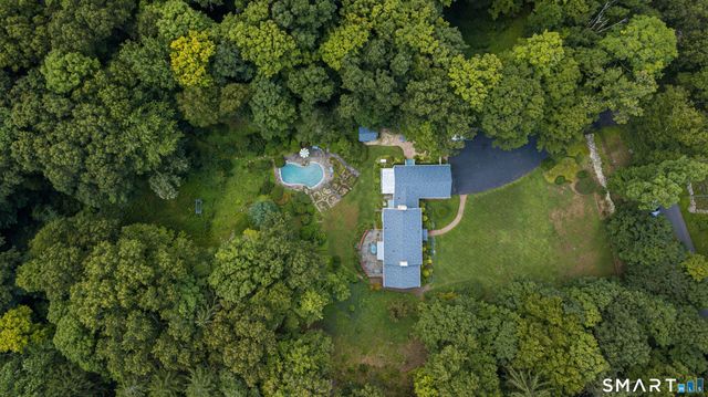 90 Sage Road, Woodbury, CT 06798