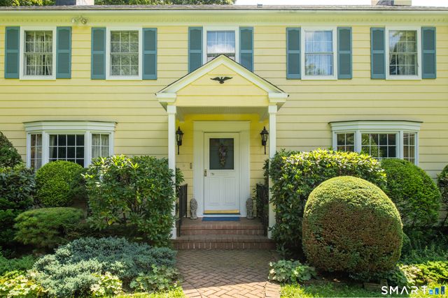 90 Sage Road, Woodbury, CT 06798