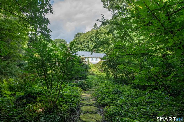 90 Sage Road, Woodbury, CT 06798