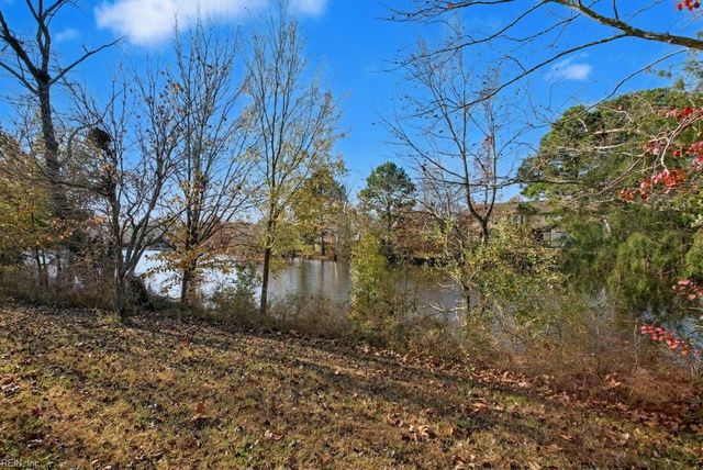 1012 Melton CT, Virginia Beach, VA 23464