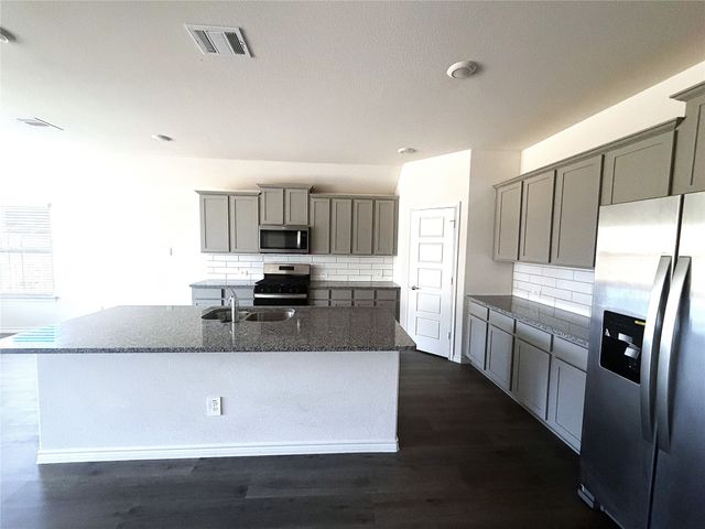 10305 Rambling Brooks Lane, Aubrey, TX 76227