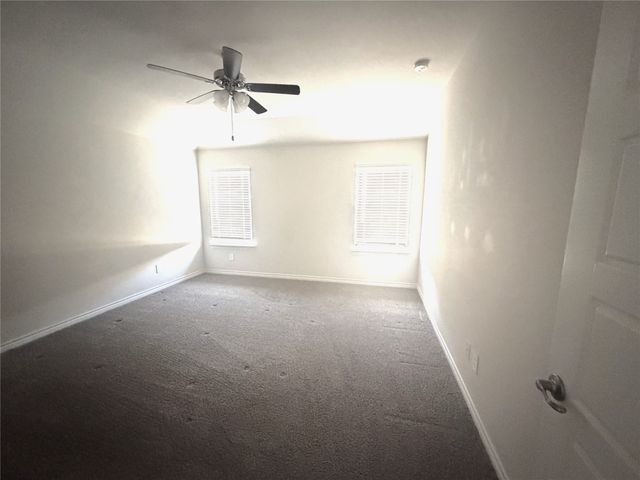 10305 Rambling Brooks Lane, Aubrey, TX 76227